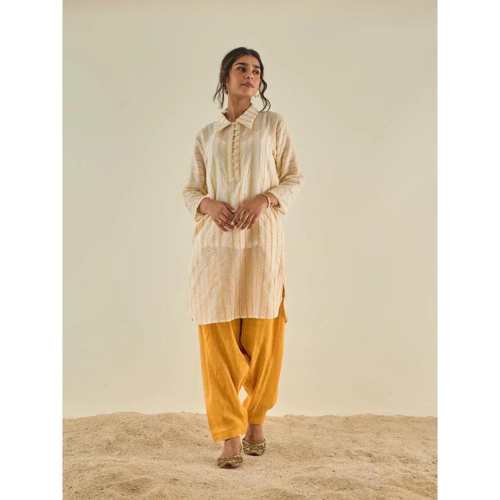 Lahario Shubra Kurta Salwar Set Off White & Yellow (Set Of 2)