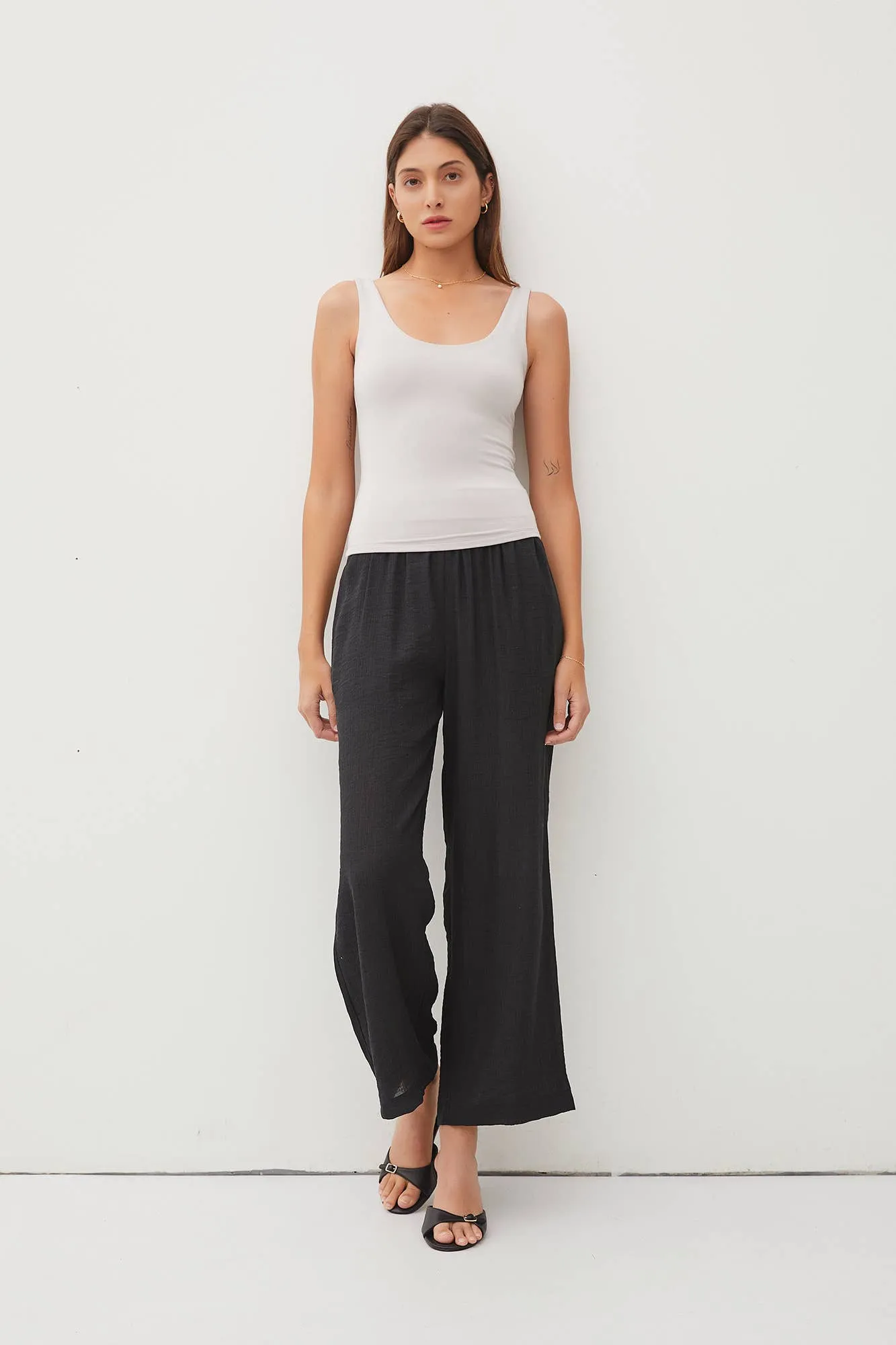 UB BASICS: IT'S SO EASY BASIC TANK